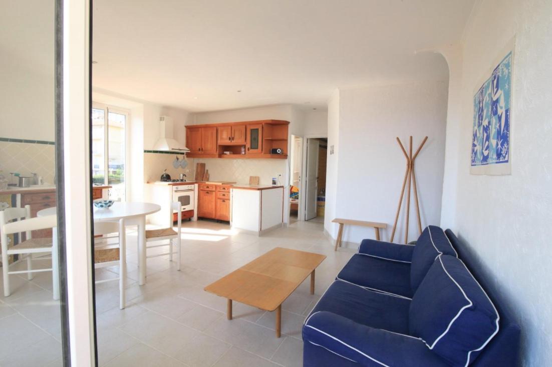 Bel Appartement Lumineux Joyeux Spacieux, Vue Mer Мантон Екстер'єр фото